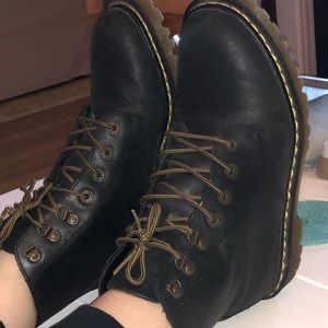 Dr.Marten’s Luana Black Leather Boots Womens 11